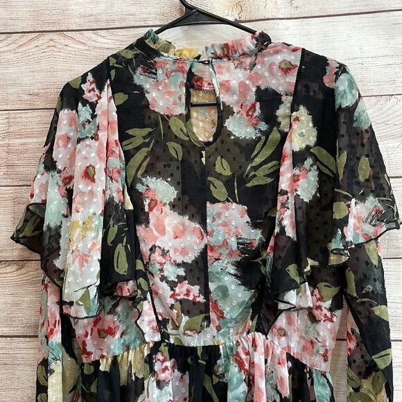 NEW WITH TAGS GIMMICKS SWISS DOT RUFFLE FLORAL TOP IN BLACK - Picture 11 of 11